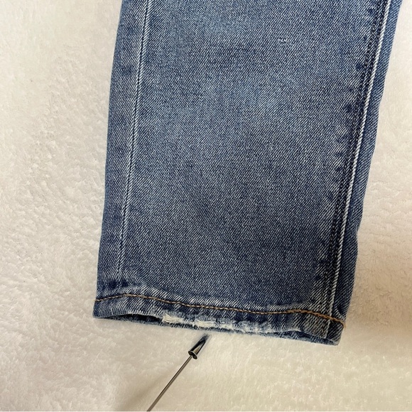 American Eagle Women's Comfort Stretch Waistband Distressed Mom Jean Size 2 Reg. - Picture 16 of 16
